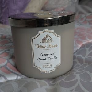 NEW Cinnamon Spiced Vanilla Candle